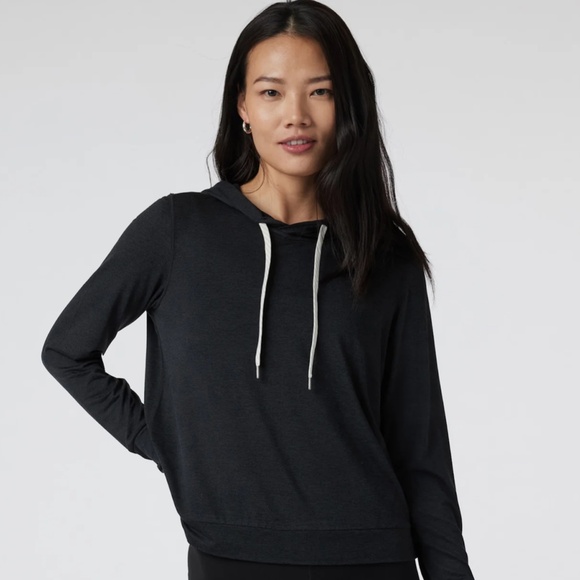 Vuori Halo Performance Hoodie - Picture 1 of 2